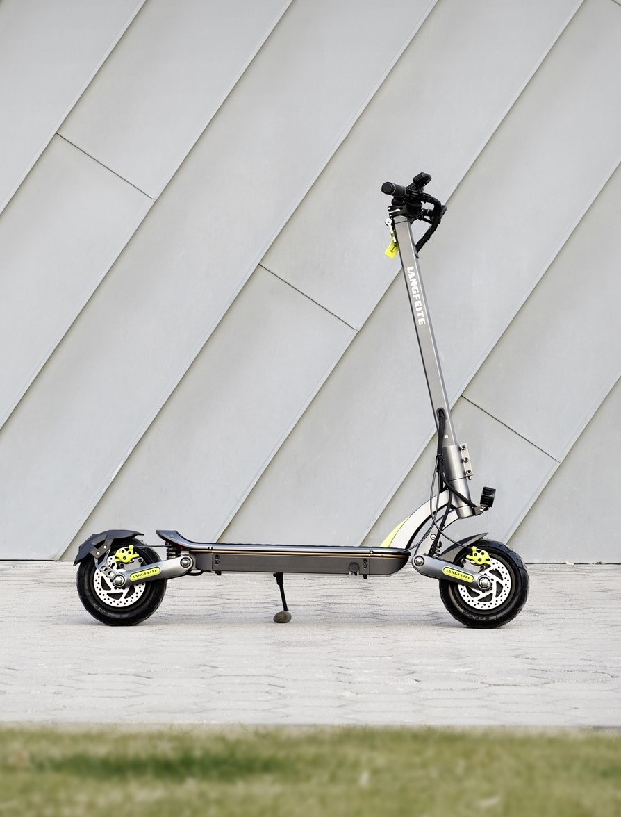 WOLF WARRIOR 11 PRO+ OFF-ROAD ELECTRIC SCOOTER